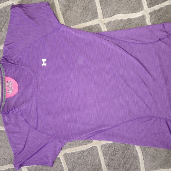 Under Armour semi-fitted dry fit - Picture 2 of 2